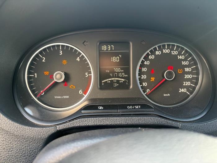 Volkswagen Polo V 1.2 TDI 12V BlueMotion Samochód złomowany (2011, Niebieski)