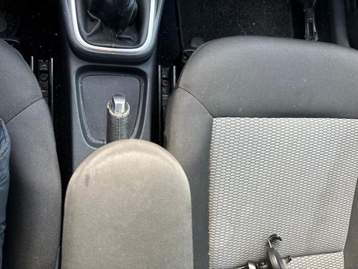 Volkswagen Polo V 1.2 TDI 12V BlueMotion Samochód złomowany (2011, Niebieski)