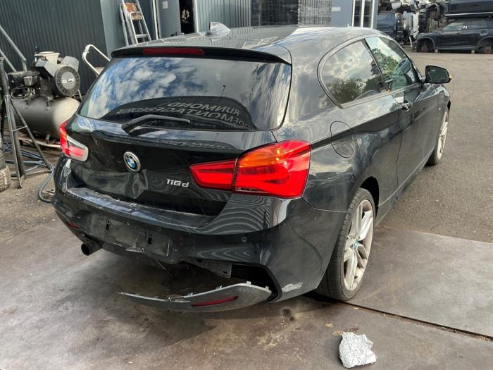 BMW 1 serie 116d 1.5 12V TwinPower Samochód złomowany (2016, Metalik, Czarny)