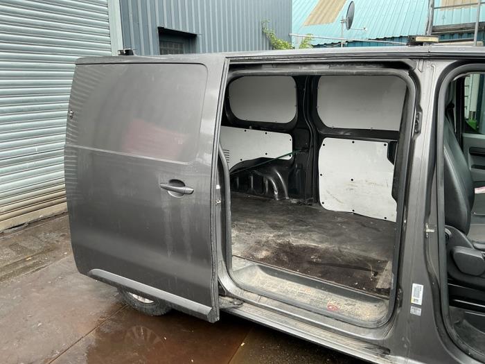 Toyota ProAce 1.6 D-4D 115 16V Sloopvoertuig (2018, Donker, Zilvergrijs)