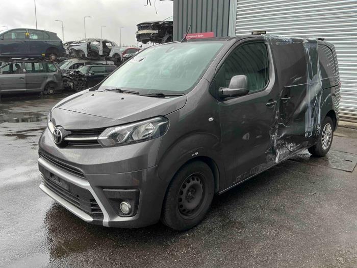 Toyota ProAce 1.6 D-4D 115 16V Sloopvoertuig (2018, Donker, Zilvergrijs)