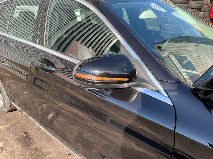 Mercedes C Estate C-180 1.6 16V BlueEfficiency Samochód złomowany (2017, Metalik, Czarny)