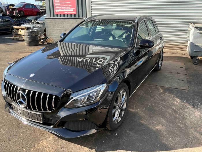 Mercedes C Estate C-180 1.6 16V BlueEfficiency Samochód złomowany (2017, Metalik, Czarny)