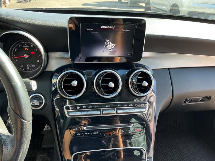 Mercedes C Estate C-180 1.6 16V BlueEfficiency Samochód złomowany (2017, Metalik, Czarny)