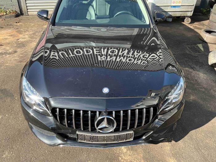 Mercedes C Estate C-180 1.6 16V BlueEfficiency Samochód złomowany (2017, Metalik, Czarny)