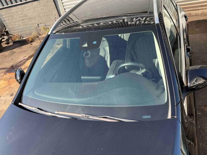 Mercedes C Estate C-180 1.6 16V BlueEfficiency Samochód złomowany (2017, Metalik, Czarny)