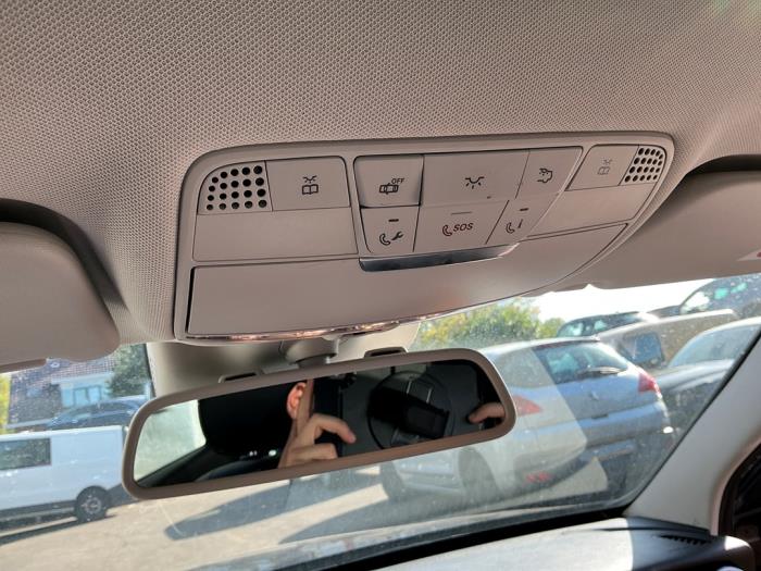 Mercedes C Estate C-180 1.6 16V BlueEfficiency Samochód złomowany (2017, Metalik, Czarny)