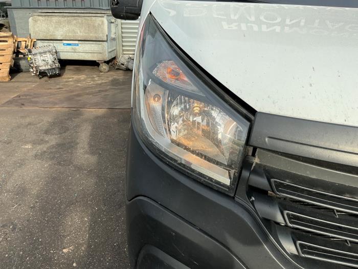 Renault Trafic 1.6 dCi 90 Sloopvoertuig (2015, Wit)