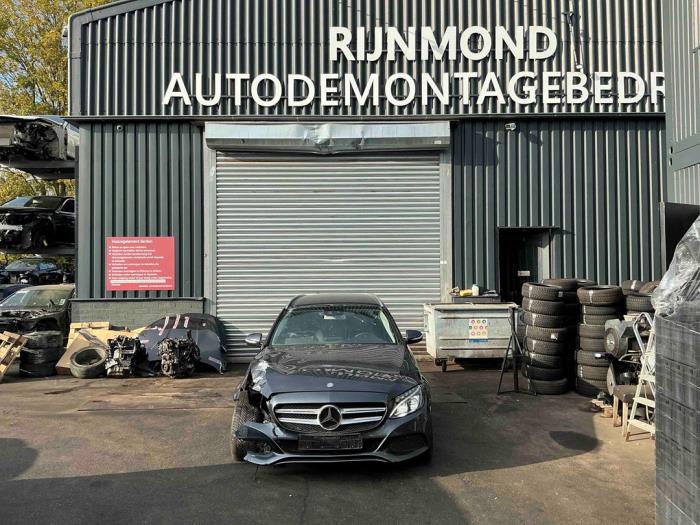 Mercedes C Estate C-180 1.6 16V BlueEfficiency Sloopvoertuig (2015, Grijs)
