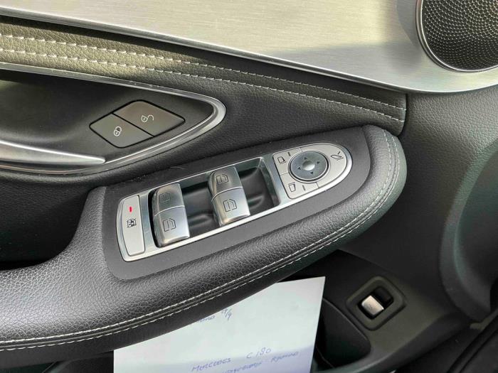 Mercedes C Estate C-180 1.6 16V BlueEfficiency Sloopvoertuig (2015, Grijs)