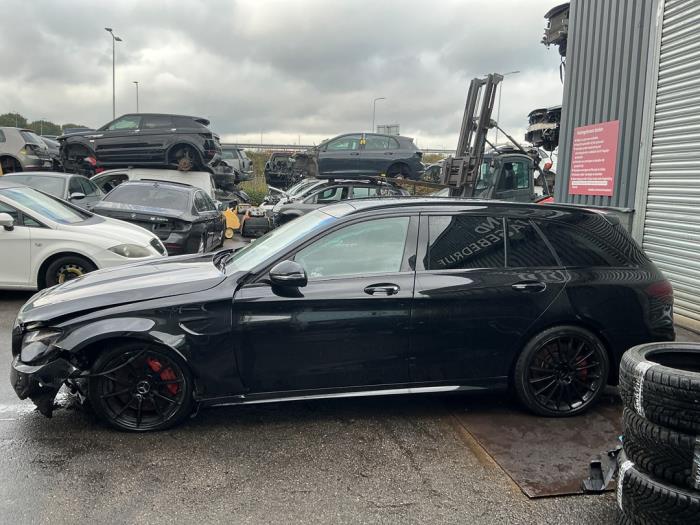 Mercedes C Estate AMG C-63 AMG 4.0 V8 Biturbo Sloopvoertuig (2017, Metallic, Zwart)