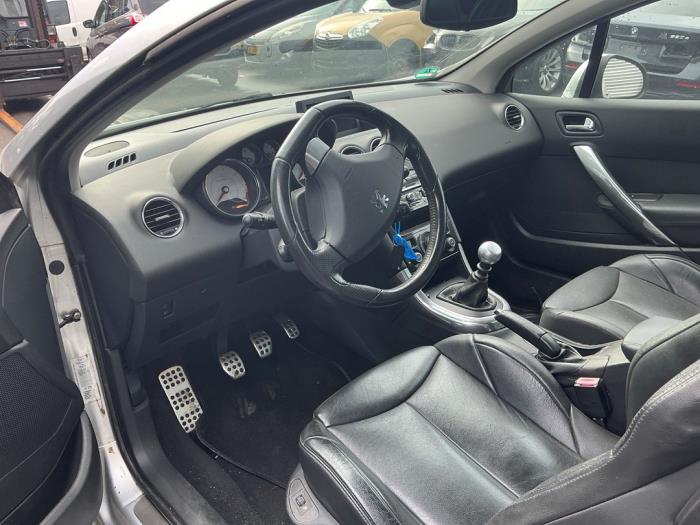 Peugeot 308 CC 1.6 16V THP 150 Sloopvoertuig (2009, Zilvergrijs, Grijs)