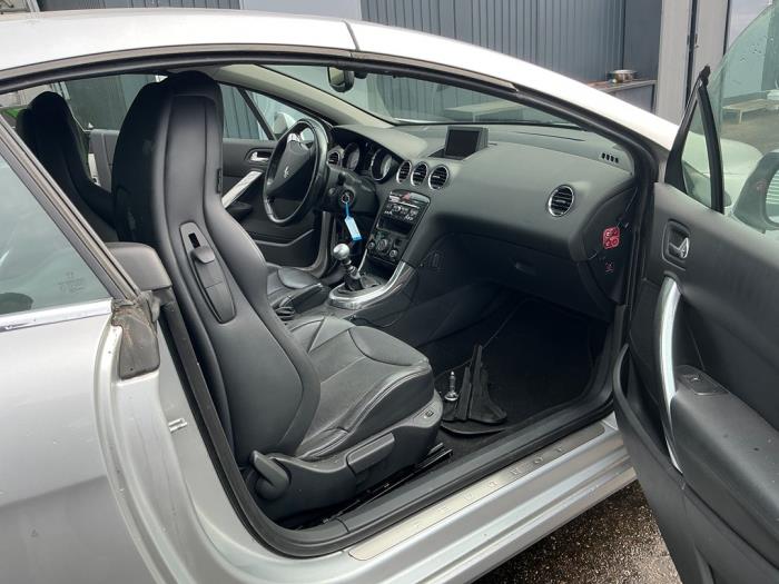 Peugeot 308 CC 1.6 16V THP 150 Sloopvoertuig (2009, Zilvergrijs, Grijs)