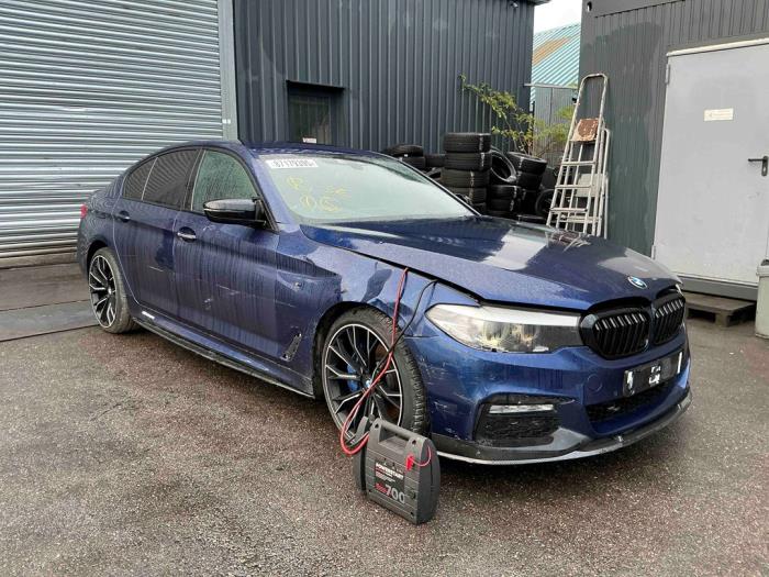 BMW 5 serie 530d 3.0 TwinPower Turbo 24V Sloopvoertuig (2018, Donker, Blauw)