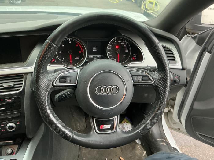 Audi A5 2.0 TDI 16V Sloopvoertuig (2015, Metallic, Wit)