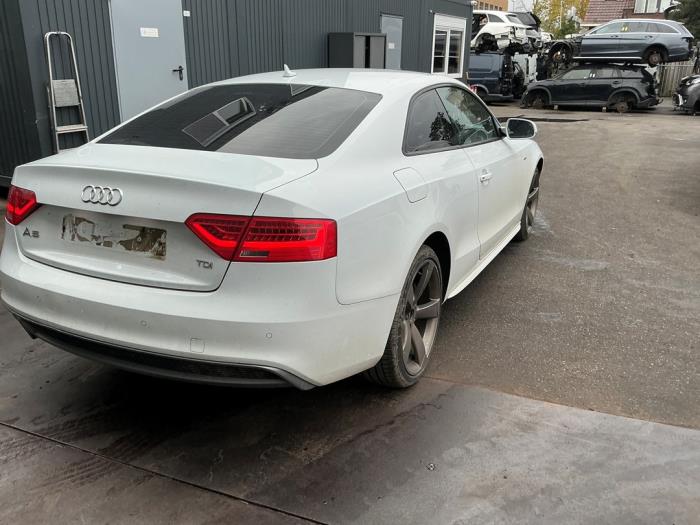 Audi A5 2.0 TDI 16V Sloopvoertuig (2015, Metallic, Wit)