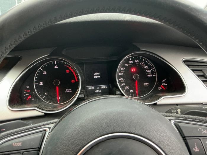 Audi A5 2.0 TDI 16V Sloopvoertuig (2015, Metallic, Wit)