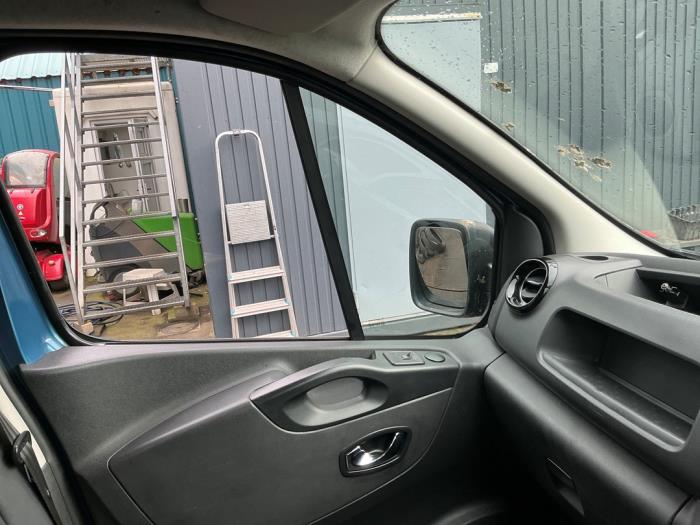 Opel Vivaro 1.6 CDTi BiTurbo Sloopvoertuig (2018, Blauw)