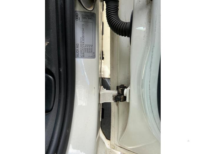 Audi A1 Sportback 1.6 TDI 16V Skrotfordon (2013, WIT)