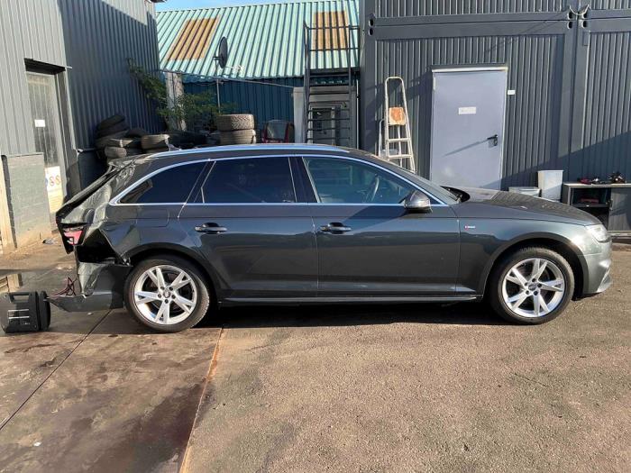 Audi A4 Avant 1.4 TFSI 16V Sloopvoertuig (2018, Grijs)