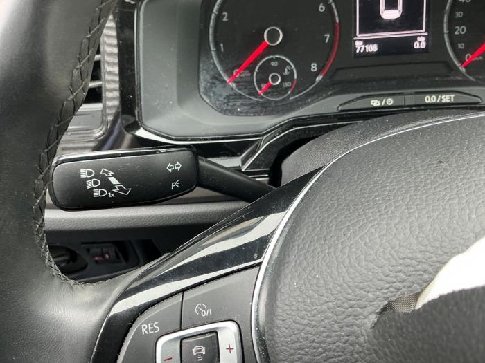 Volkswagen Polo VI 1.0 TSI 12V Sloopvoertuig (2021, Donker, Blauw)