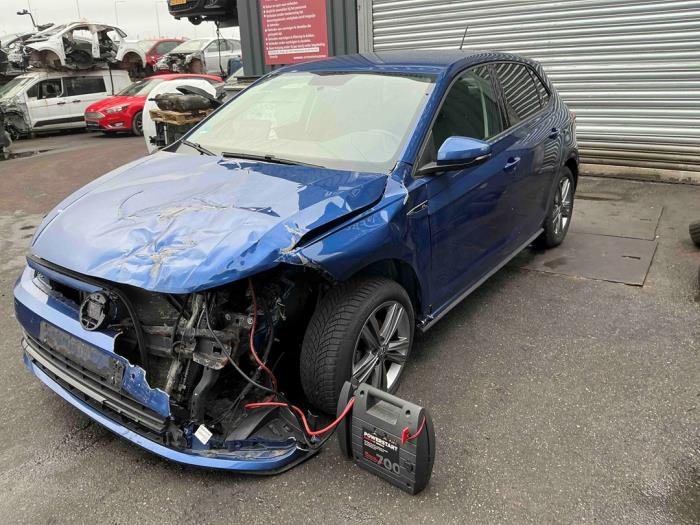 Volkswagen Polo VI 1.0 TSI 12V Sloopvoertuig (2021, Donker, Blauw)