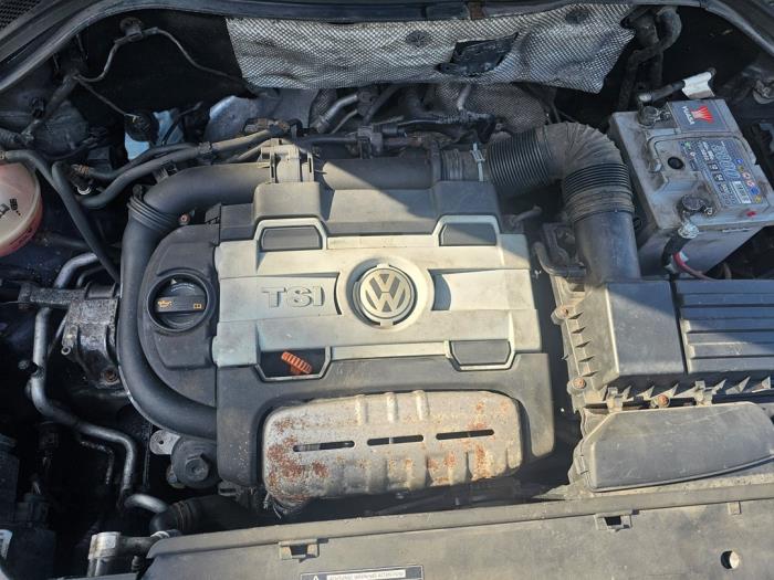 Volkswagen Tiguan 1.4 TSI 16V 4Motion Sloopvoertuig (2009, Grijs)