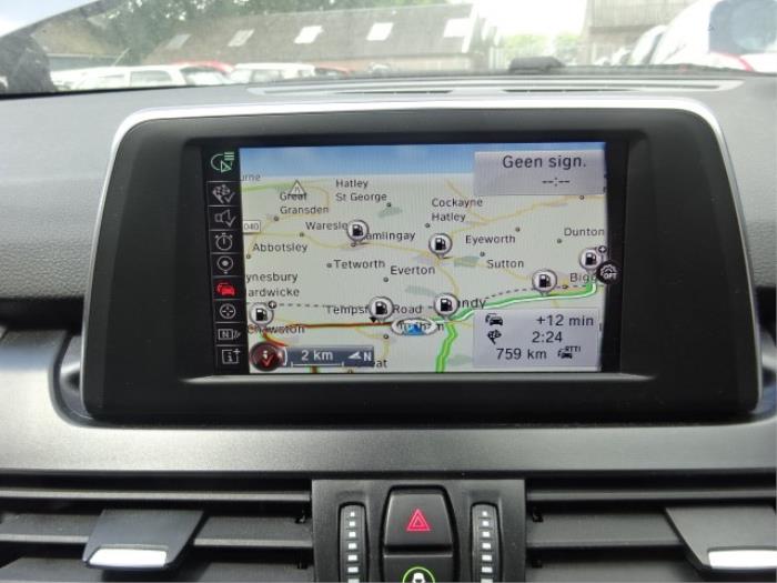 BMW 2 serie Gran Tourer 218i 1.5 TwinPower Turbo 12V Skrotfordon (2017, GRIJS)