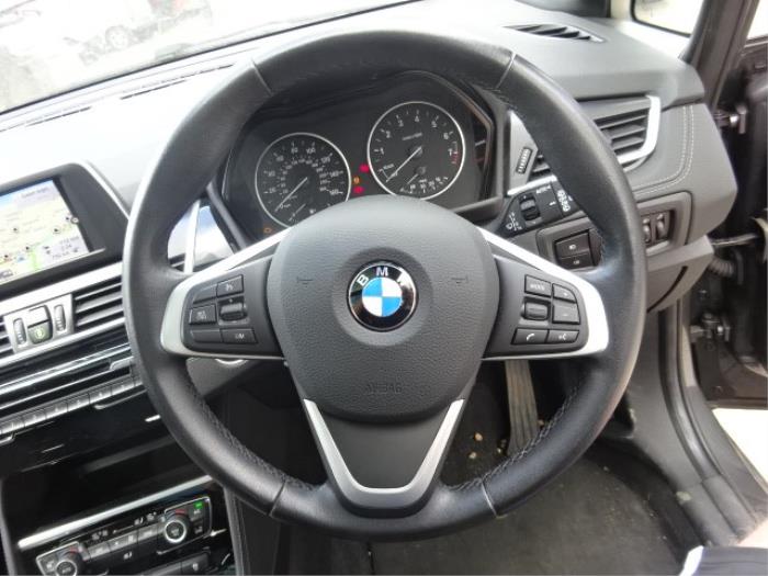 BMW 2 serie Gran Tourer 218i 1.5 TwinPower Turbo 12V Skrotfordon (2017, GRIJS)