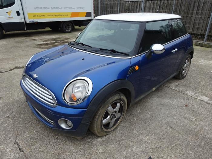 Mini Mini 1.6 16V Cooper Skrotfordon (2008, BLAUW)