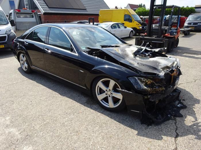Mercedes S 3.0 S-350 BlueTec 24V 4-Matic Sloopvoertuig (2012, Zwart)
