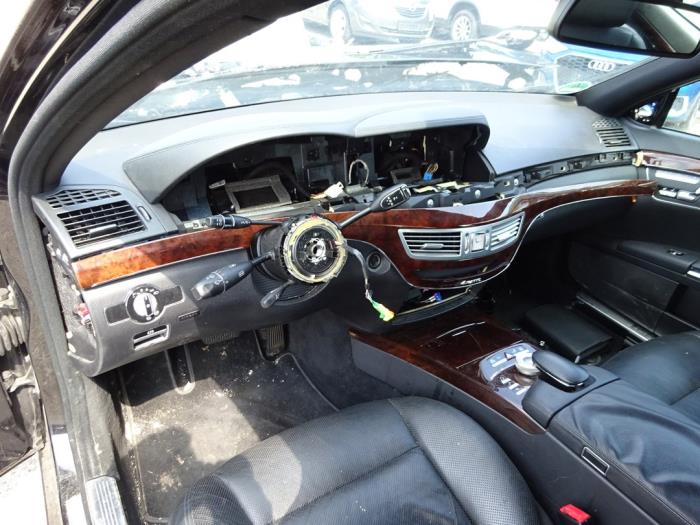 Mercedes S 3.0 S-350 BlueTec 24V 4-Matic Sloopvoertuig (2012, Zwart)