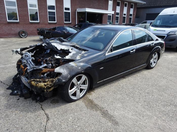 Mercedes S 3.0 S-350 BlueTec 24V 4-Matic Sloopvoertuig (2012, Zwart)