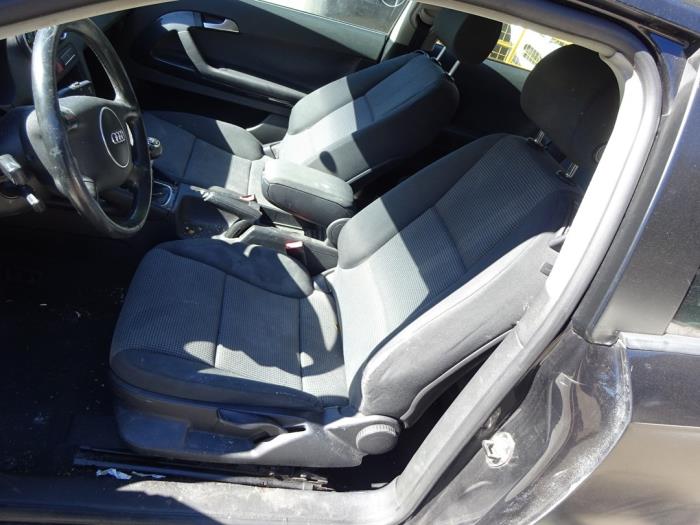 Audi A3 2.0 16V FSI Sloopvoertuig (2004, Zwart)