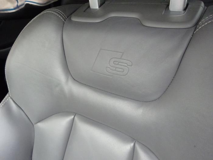 Audi Q7 3.0 TDI V6 24V e-tron plug-in hybrid Skrotfordon (2017, GRIJS)