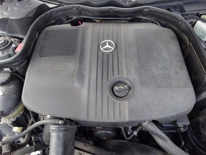 Mercedes E E-200 CDI 16V BlueEfficiency,BlueTEC Sloopvoertuig (2011, Grijs)