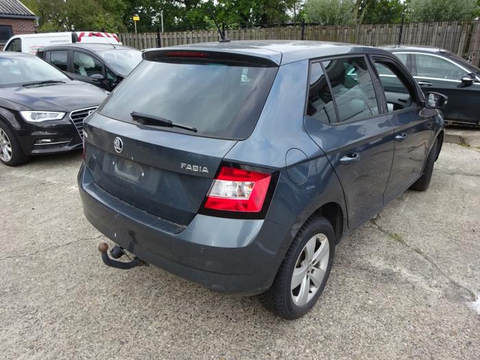 Skoda Fabia III 1.2 TSI 16V Sloopvoertuig (2017, Grijs)