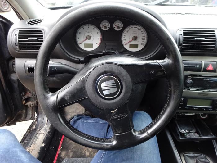 Seat Leon 1.8 20V Turbo Sloopvoertuig (2003, Zwart)