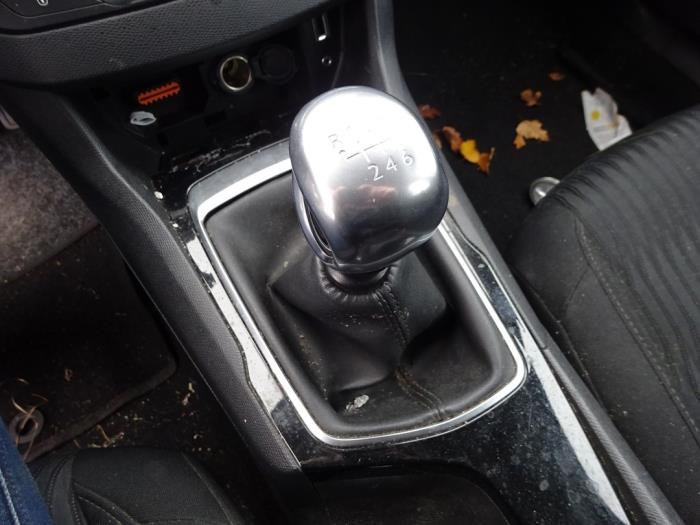 Peugeot 308 SW 1.6 BlueHDi 120 Skrotfordon (2014, GRIJS)