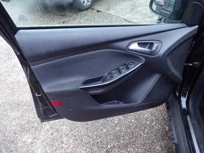 Ford Focus 3 Wagon 1.5 TDCi Skrotfordon (2016, ZWART)