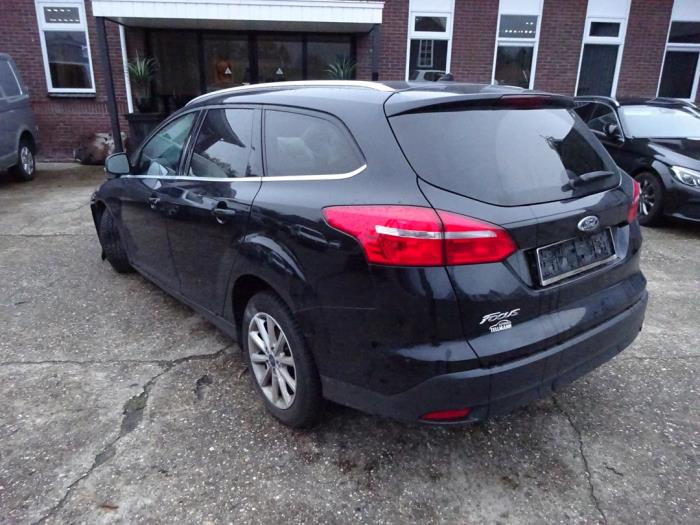 Ford Focus 3 Wagon 1.5 TDCi Skrotfordon (2016, ZWART)
