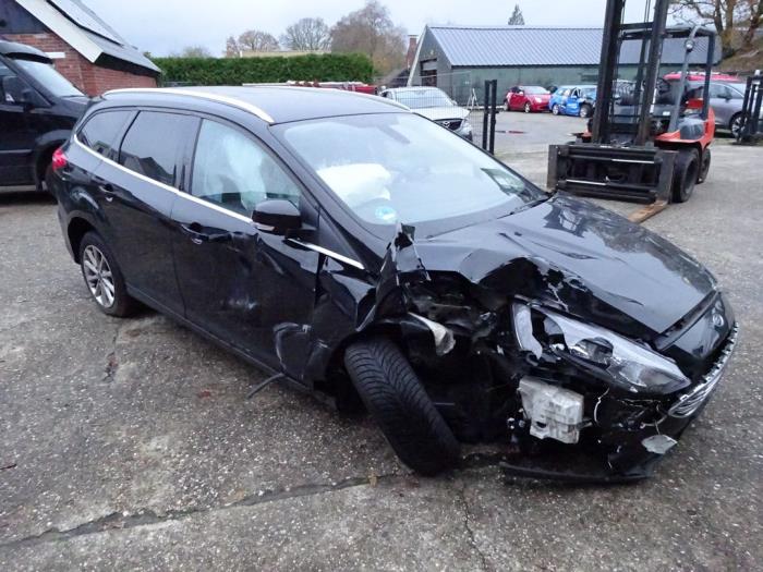 Ford Focus 3 Wagon 1.5 TDCi Skrotfordon (2016, ZWART)