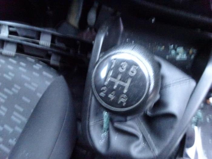 Opel Combo 1.3 CDTI 16V ecoFlex Skrotfordon (2013, ROOD)