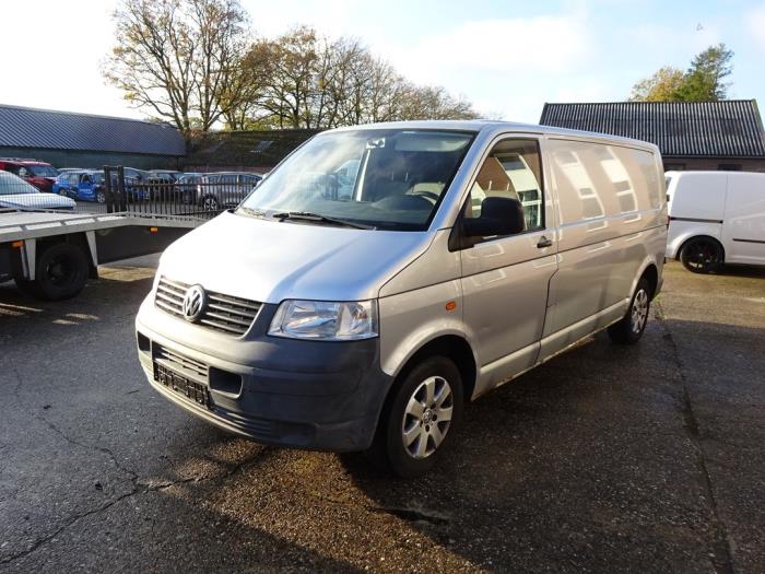 Volkswagen Transporter T5 2.5 TDi Skrotfordon (2008, GRIJS)