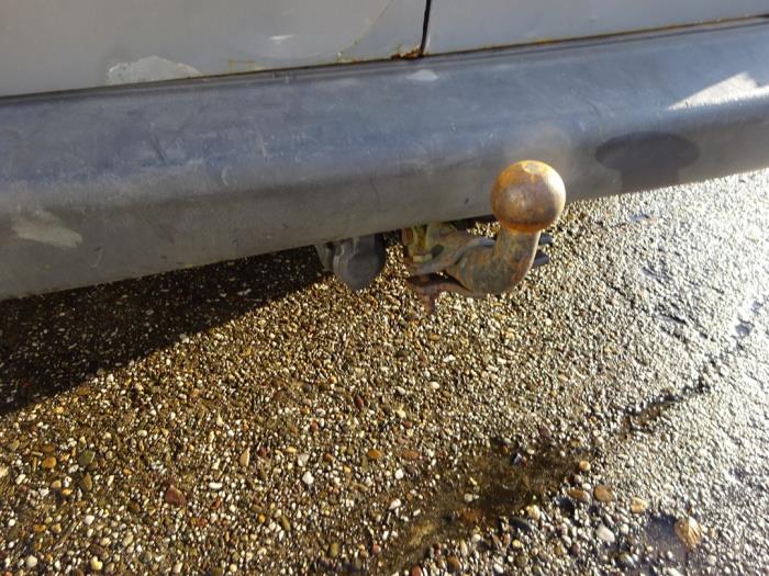 Volkswagen Transporter T5 2.5 TDi Skrotfordon (2008, GRIJS)