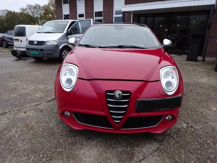 Alfa Romeo MiTo 1.3 JTDm 16V Eco Skrotfordon (2011, ROOD)