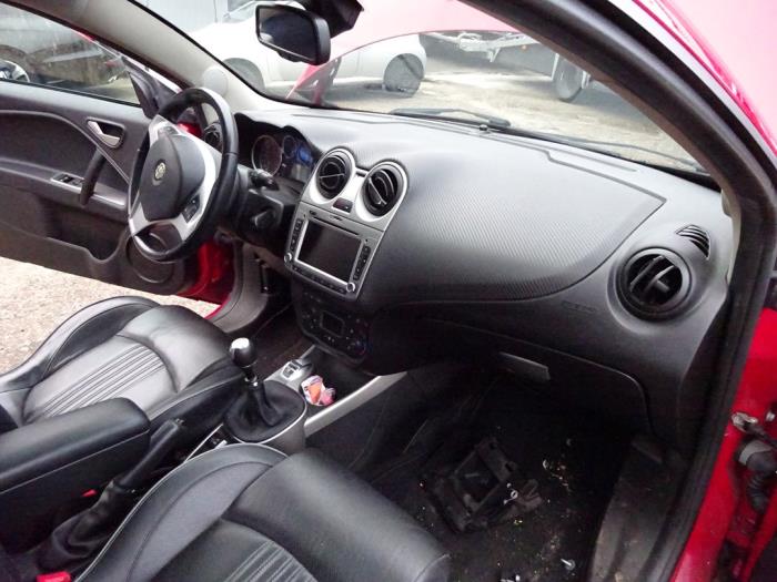 Alfa Romeo MiTo 1.3 JTDm 16V Eco Skrotfordon (2011, ROOD)