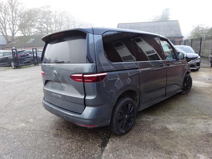 Volkswagen Multivan T7 Sloopvoertuig (2025, Grijs)