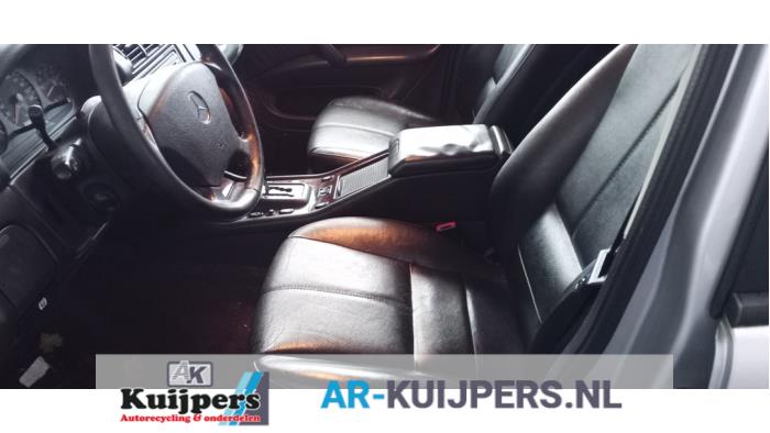 Mercedes ML I 320 3.2 V6 18V Autom. Sloopvoertuig (2002, Grijs)