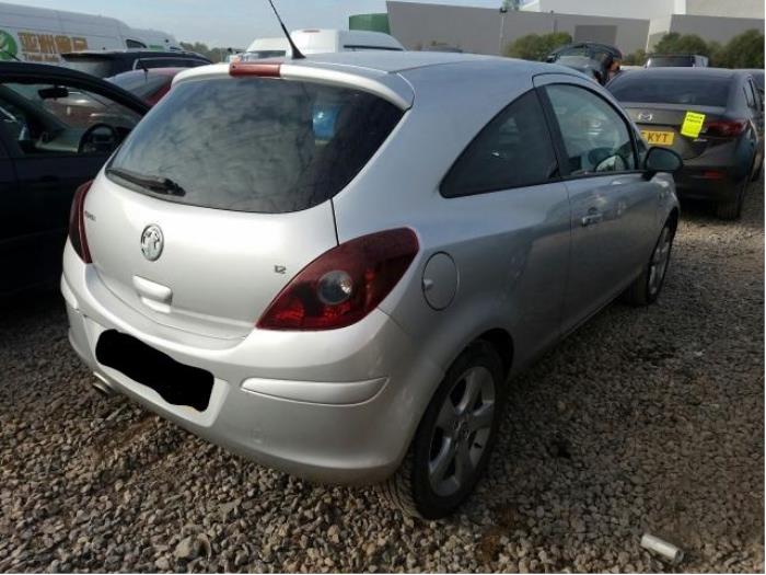 Opel Corsa D 1.2 16V Sloopvoertuig (2013, Zilvergrijs)